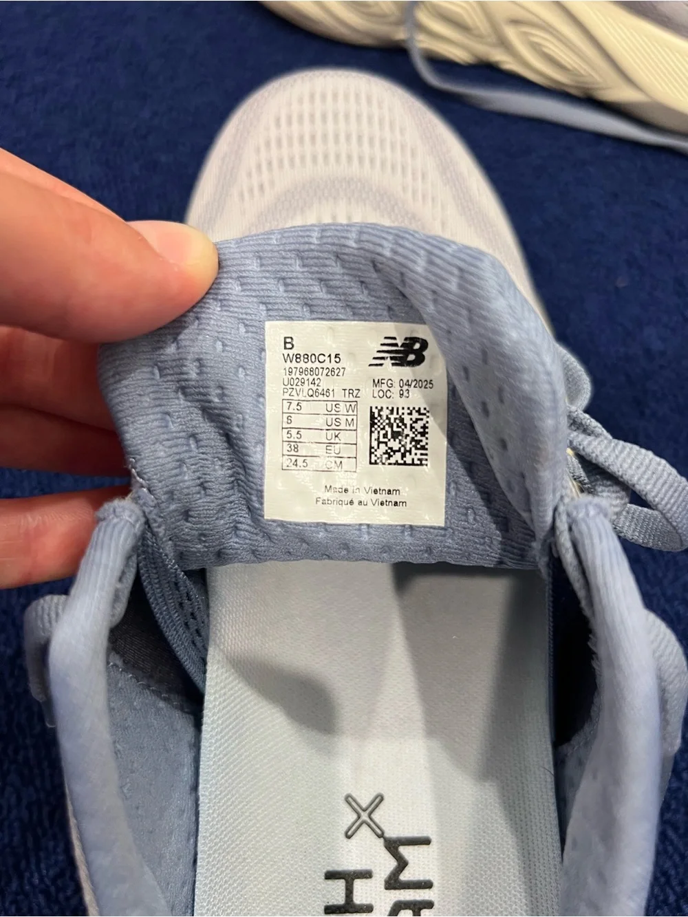 New Balance Women's Light Blue Fresh Foam Running Shoes | US W 6 | US M 7.5
